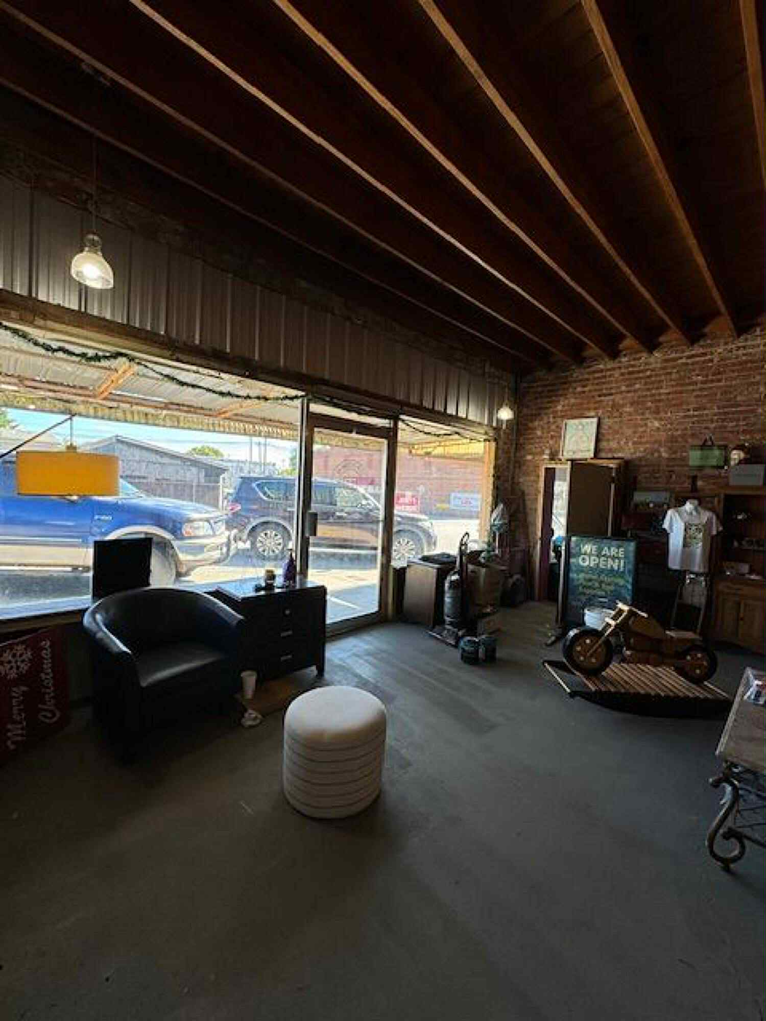Interior 2
